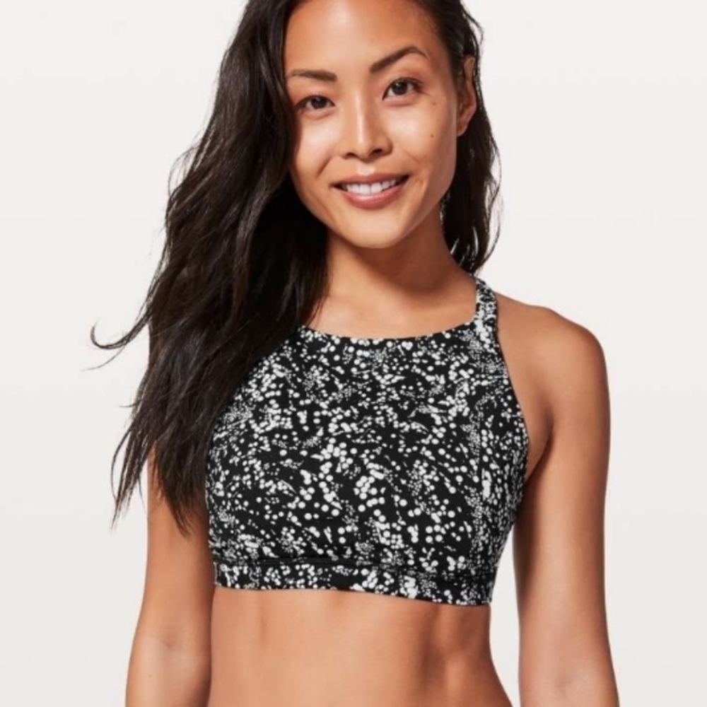 Lululemon Slide with me bra size 2